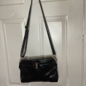 Harvé Bernard leather Black small shoulder/crossbody bag gold tone hardwares.